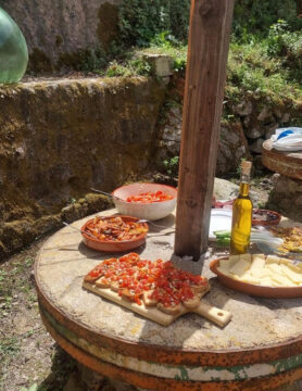 Walking, Food and Wine Tour in Calabria