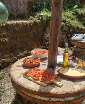 Walking, Food and Wine Tour in Calabria