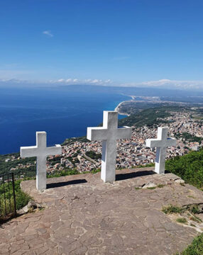 Walking, Food and Wine Tour in Calabria