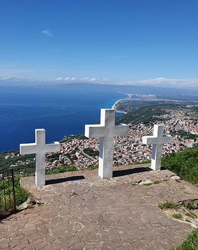 Walking, Food and Wine Tour in Calabria