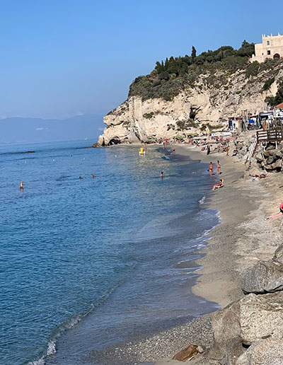 Walking, Food and Wine Tour in Calabria