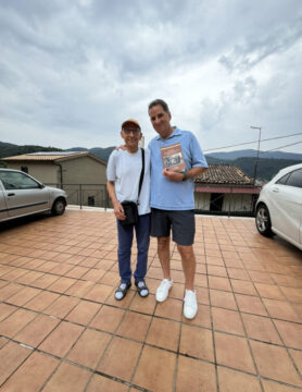 Meeting an author of a book on immigration in Motta Santa Lucia Calabria d